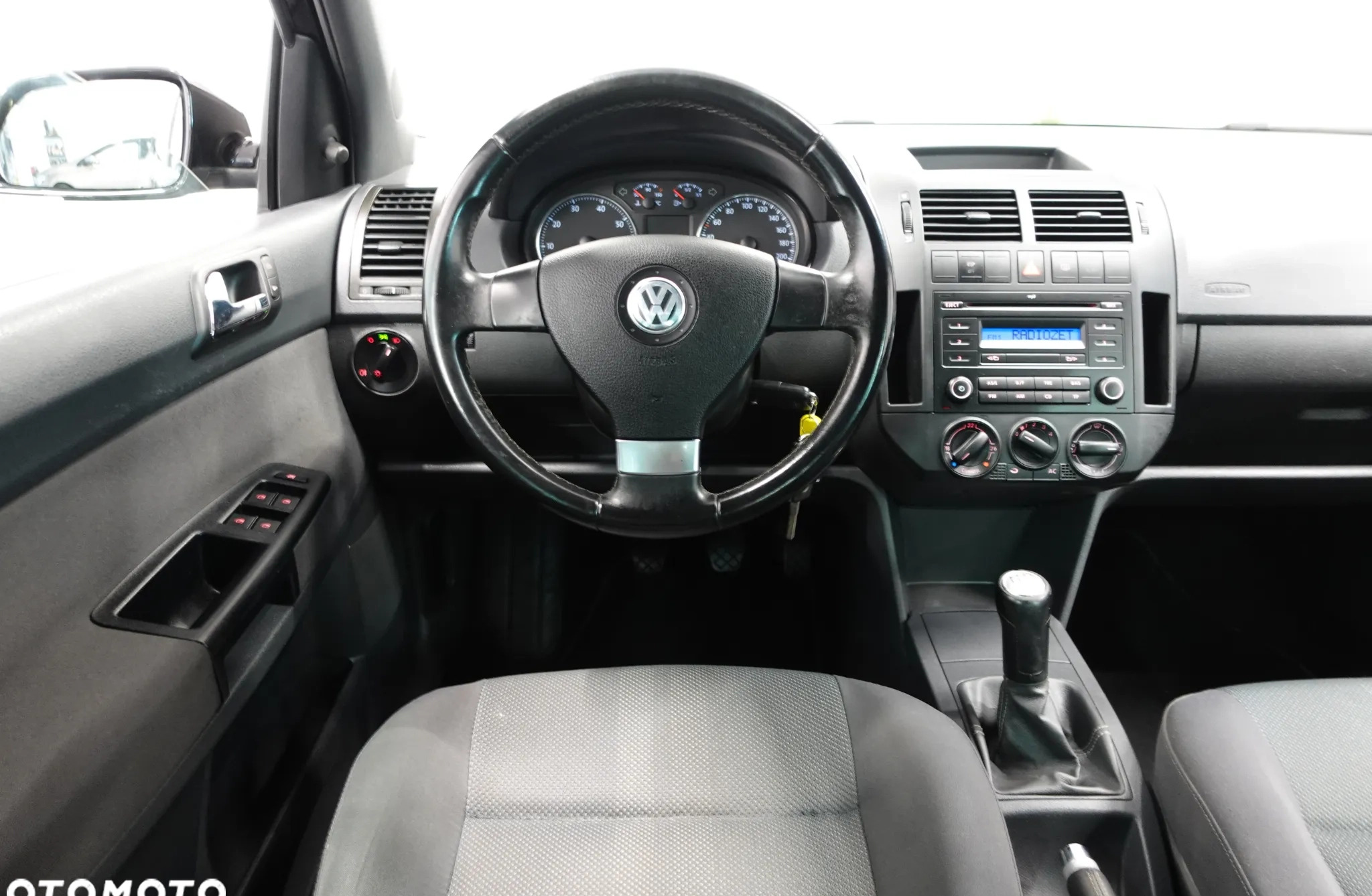 Volkswagen Polo cena 13900 przebieg: 197960, rok produkcji 2009 z Małogoszcz małe 667